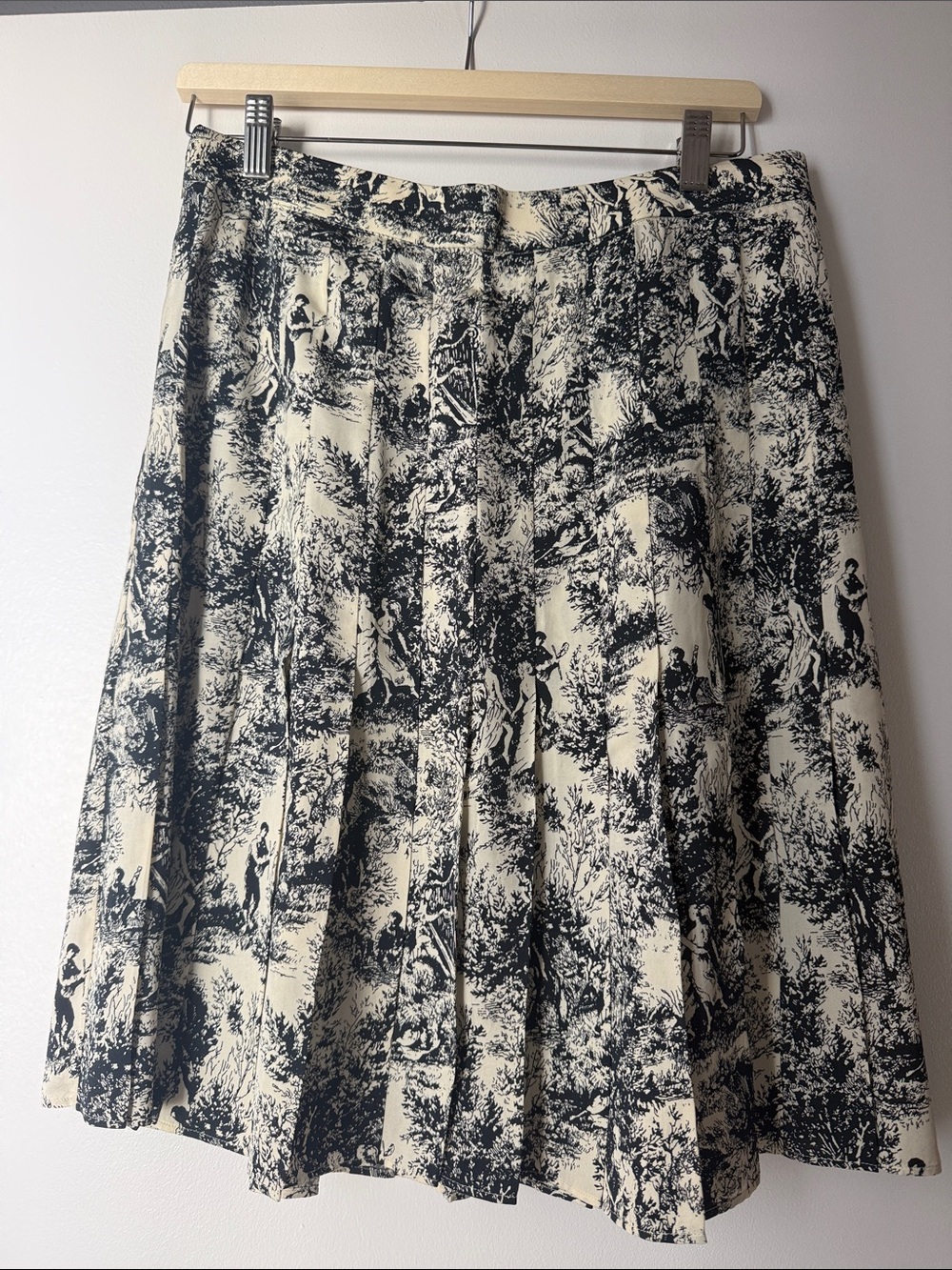 J. Crew Black and Cream Toile pleated Skirt